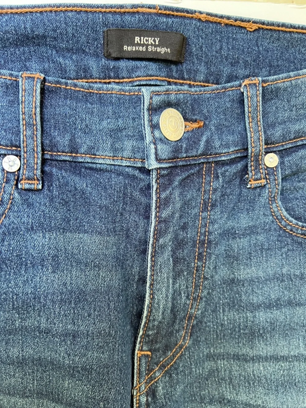 True Religion Jeans 34x32 RICKY Relaxed Straight Fit Perfect Condition